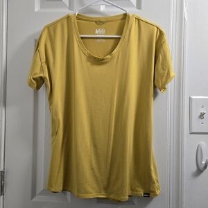 REI Women's Athletic Short Sleeve Sahara T-Shirt